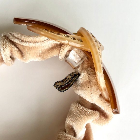 Rhinestone Embellished Acrylic Scrunchie - Picture 8 of 14